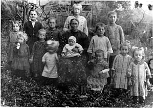 1925 Theresia Ziegler Mit Enkeln Und Stiefenkeln Josefine A